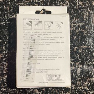 Pink press on nail set